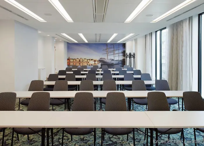 Hotel Scandic Potsdamer Platz 4*