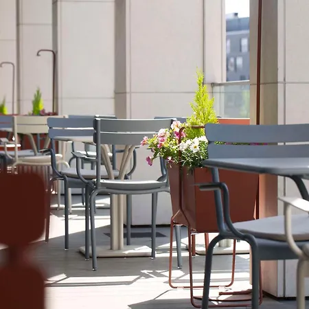 スカンディック ポツダム プラッツ 4* ベルリン