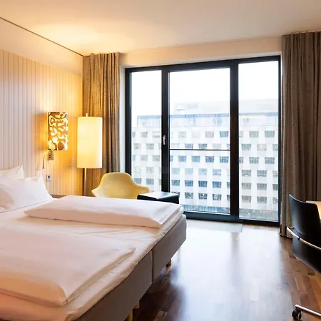 Scandic Potsdamer Platz Ξενοδοχείο 4*